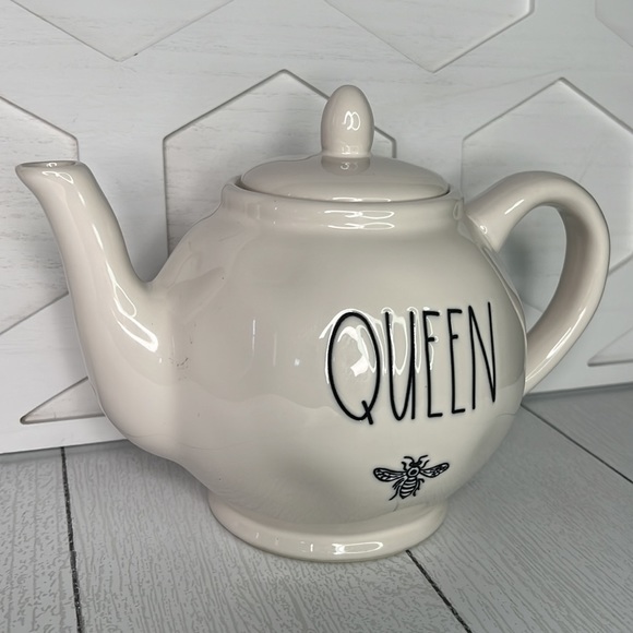 RaeDunn Queen Bee Cream Teapot Bumble Bee Magenta Summertime Collectible - Picture 3 of 4
